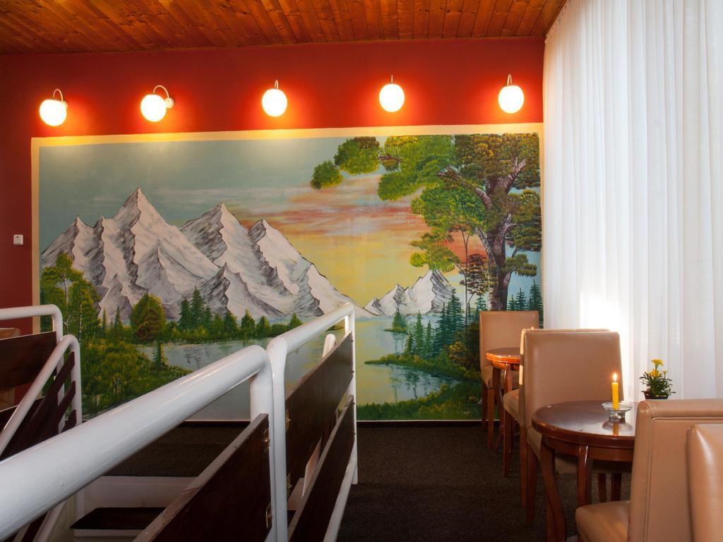 Hotel & Hostel Florian Prague Luaran gambar