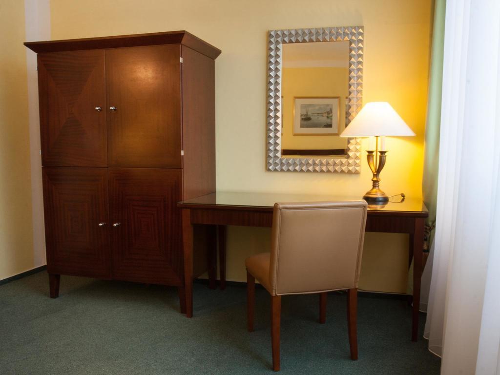 Hotel & Hostel Florian Prague Luaran gambar